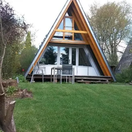 Nurdachhaus