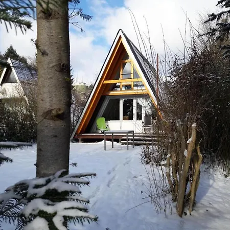 Nurdachhaus * Schellbronn