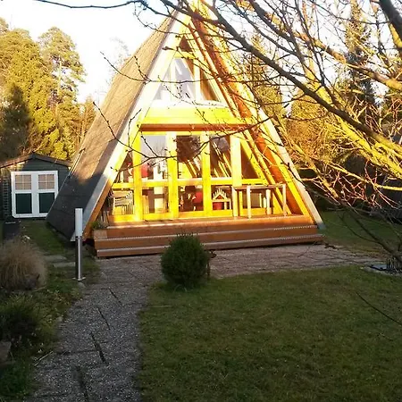 Nurdachhaus Schellbron * Schellbronn